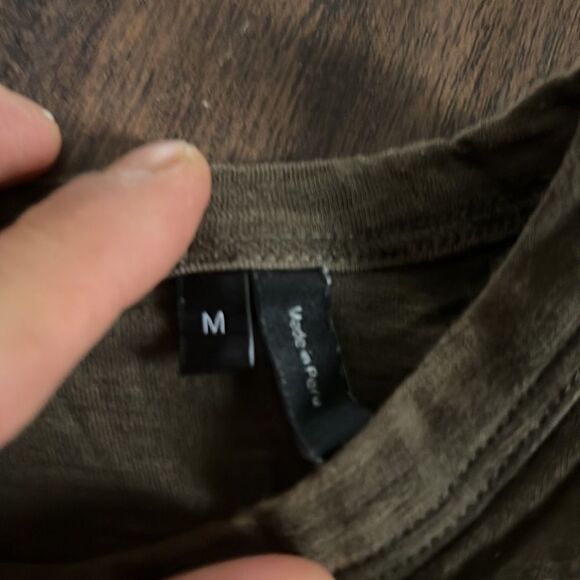 Theory tee shirt size M light brown tee made in Peru 100% cotton GUC - Picture 3 of 6